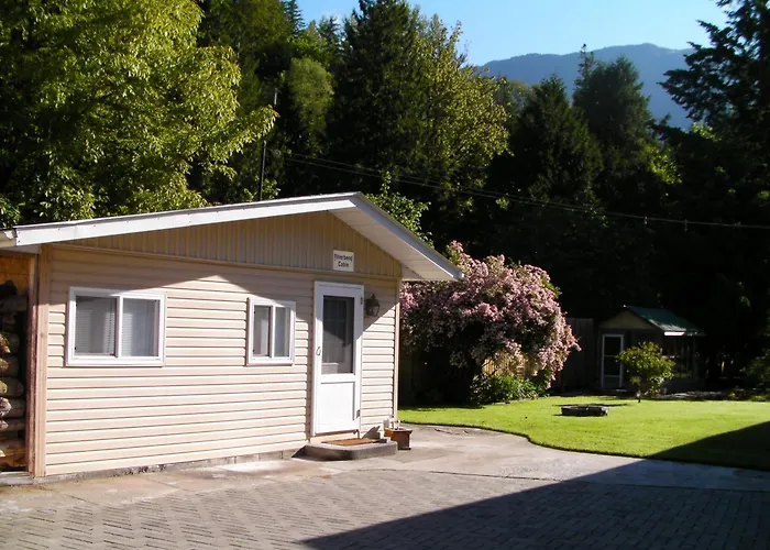 Riverbend Guest House