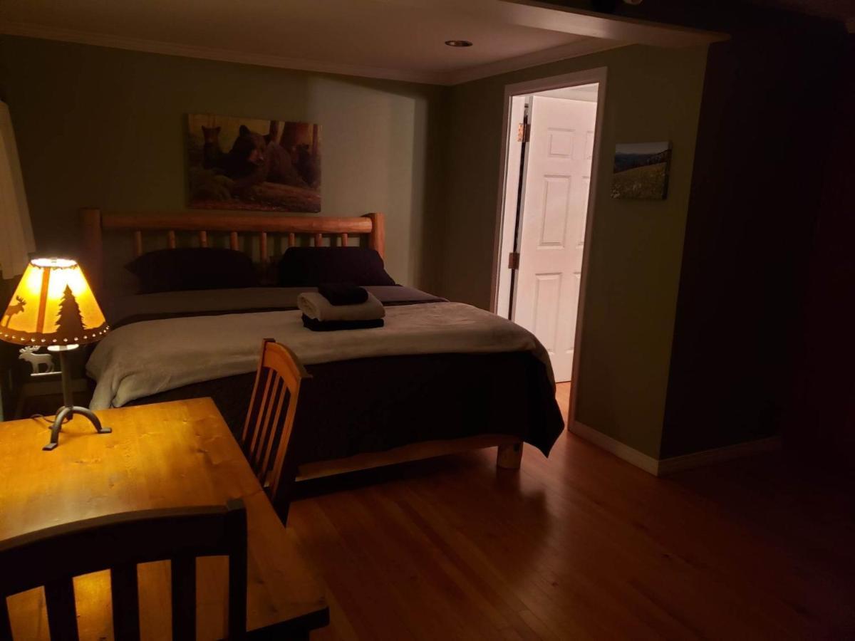 Riverbend Guest house Chilliwack