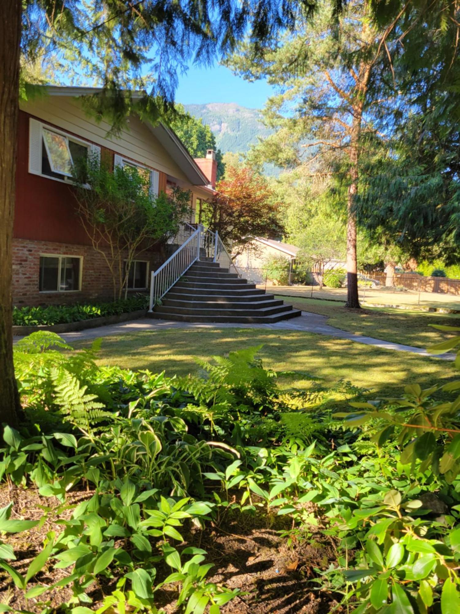 Riverbend Guest house Chilliwack