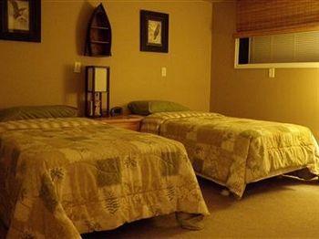 Riverbend Guest house Chilliwack