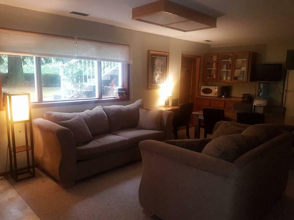 Guest house Riverbend 2*
